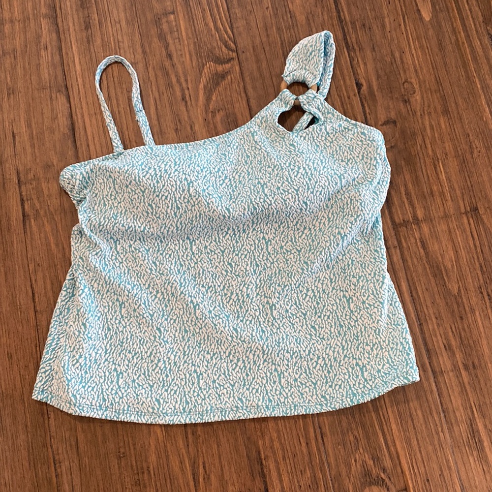 NWOT tags women’s swim top